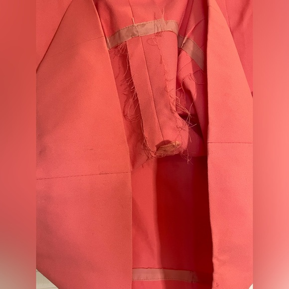 Custom-made Bright Coral Dress Puffy Sleeves Back Zipper 🪸 - Picture 7 of 8
